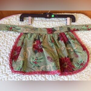 Holiday 1/2 aprons